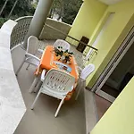 In 49970 * ビビオーネ